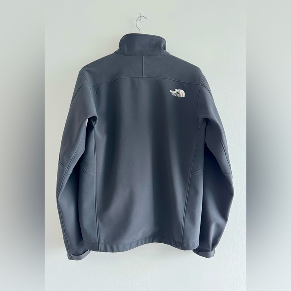 North Face shell jacket (S) - Picture 2 of 4